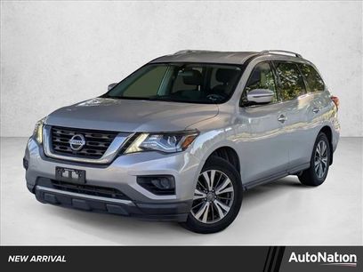 Used 2017 Nissan Pathfinder S