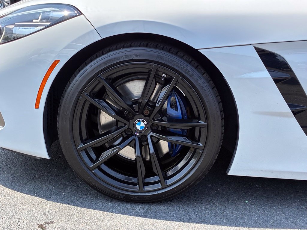 Used 2020 BMW Z4 M40i w/ Executive Package RWD image 53