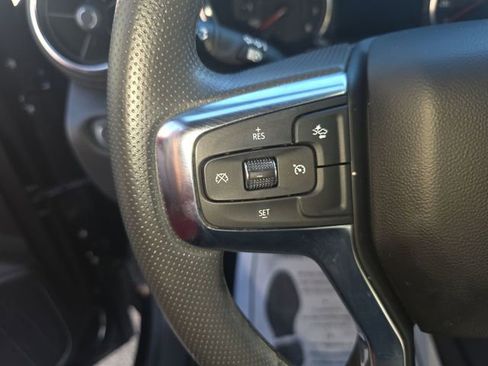 Used 2024 Chevrolet Blazer LT w/ Convenience Package FWD image 18