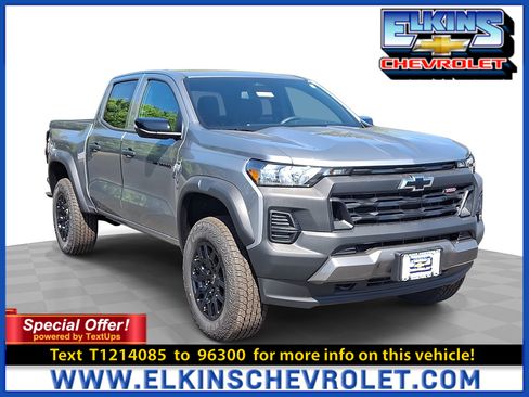 New 2026 Chevrolet Colorado Trail Boss AWD/4WD image 1