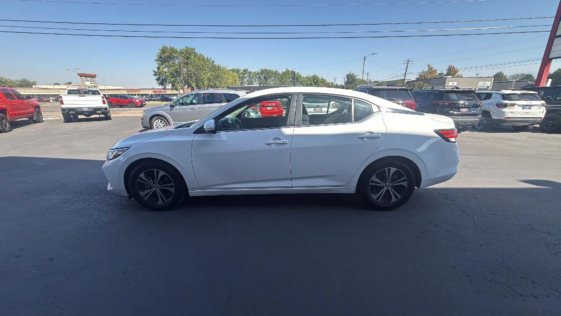 Used 2023 Nissan Sentra SV FWD image 3