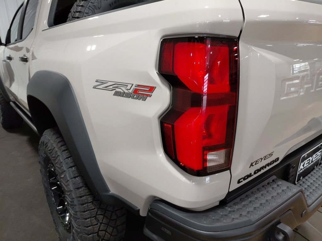 New 2026 Chevrolet Colorado ZR2 w/ ZR2 Bison Edition AWD/4WD image 16
