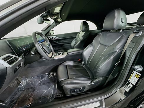Used 2025 BMW 430i Convertible image 12