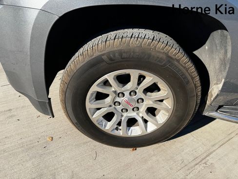 Used 2020 GMC Yukon XL SLE w/ Convenience Package image 8