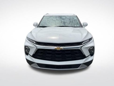Used 2024 Chevrolet Blazer LT w/ Convenience Package AWD/4WD image 2