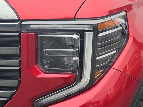 Used 2024 GMC Sierra 1500 AT4 w/ Technology Package image 34