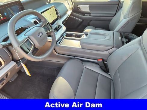New 2026 Ford Expedition Active image 13