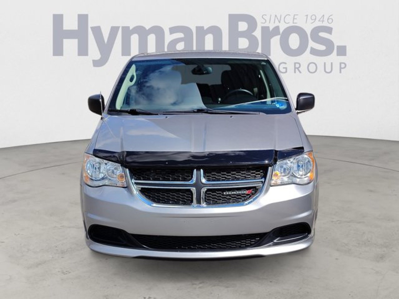 Used 2018 Dodge Grand Caravan SE w/ UConnect Hands-Free Group FWD image 8