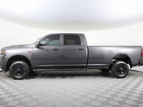 Used 2025 RAM 2500 Tradesman image 6