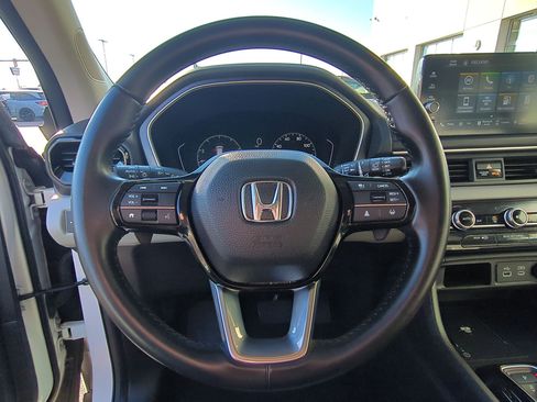 Used 2023 Honda Pilot EX-L image 17