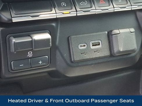 Used 2021 Chevrolet Silverado 1500 RST w/ All Star Edition Plus AWD/4WD image 17