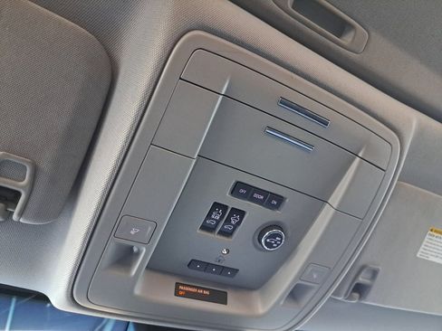 Used 2018 Chevrolet Tahoe LT AWD/4WD image 30