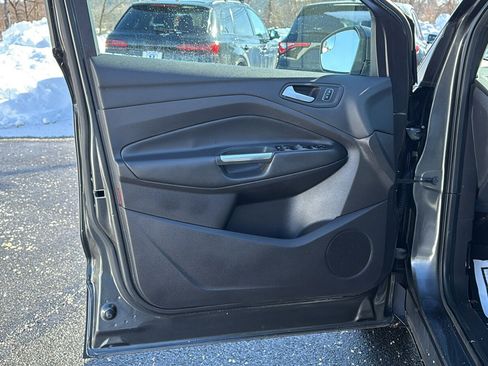 Used 2018 Ford Escape SE w/ SE Sync 3 Package image 11