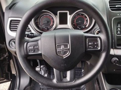 Used 2018 Dodge Journey SE w/ Blacktop Package image 12