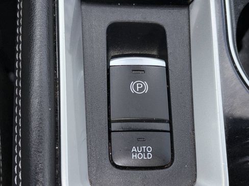 Used 2023 Nissan Altima 2.5 SL FWD image 8