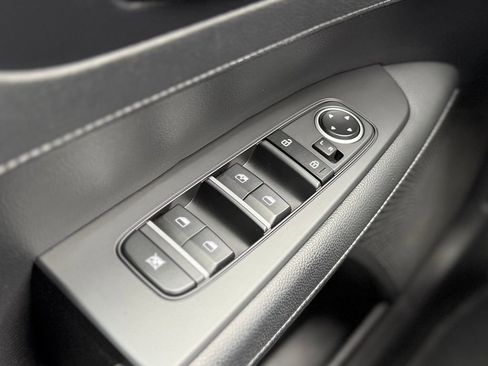 Used 2023 Kia Forte GT-Line image 21