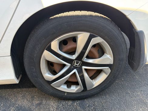 Used 2018 Honda Civic LX image 6