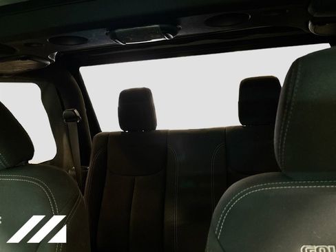 Used 2018 Jeep Wrangler Sport AWD/4WD image 29