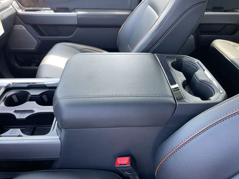 New 2025 Ford F350 Lariat w/ Lariat Ultimate Package image 13