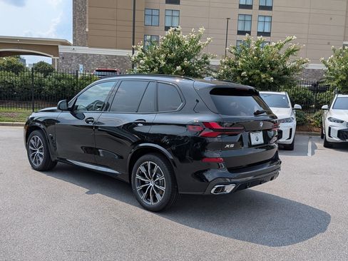 New 2026 BMW X5 sDrive40i w/ M Sport Package RWD image 5