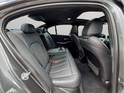 Used 2020 BMW 330i Sedan w/ Convenience Package RWD image 42