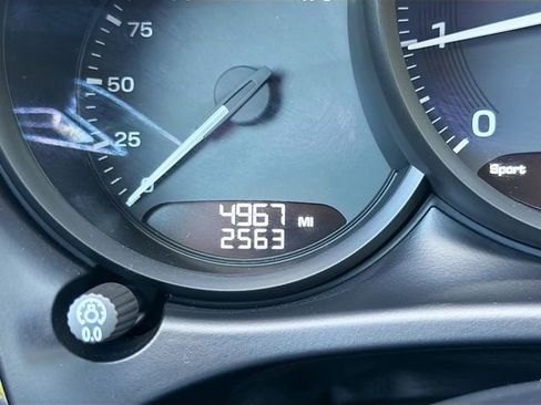 Used 2026 Porsche Macan Turbo AWD/4WD image 41
