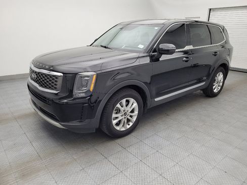 Used 2021 Kia Telluride LX image 2