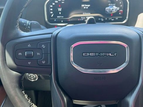 Used 2023 GMC Sierra 1500 Denali Ultimate AWD/4WD image 32