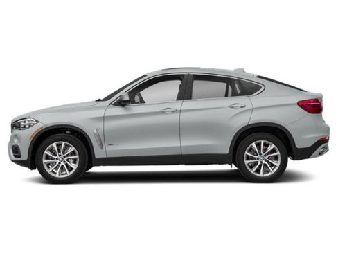 Used 2019 BMW X6 sDrive35i w/ Premium Package RWD image 3
