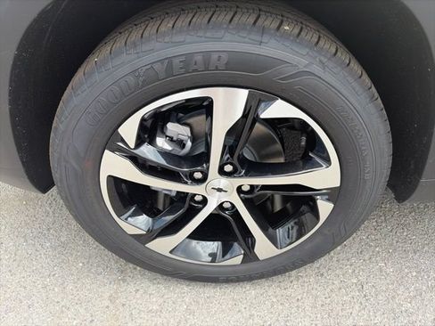 New 2026 Chevrolet Trax RS w/ Driver Confidence Package FWD image 10