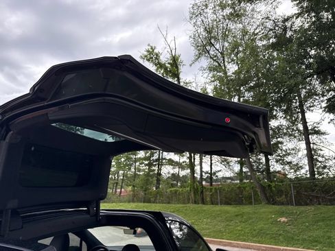Used 2023 Tesla Model X AWD/4WD image 33