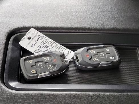 Used 2020 GMC Yukon XL SLT w/ Open Road Package image 32