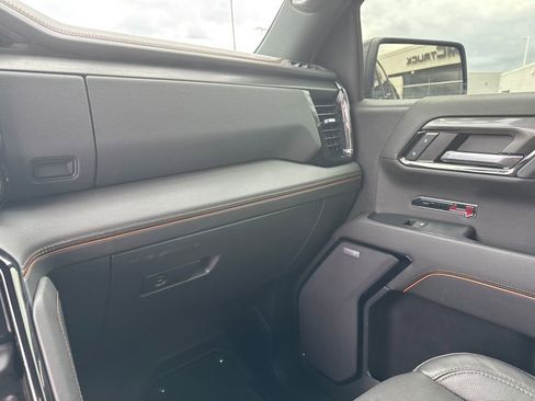 Certified 2023 GMC Sierra 1500 AT4 w/ AT4 Premium Package AWD/4WD image 28