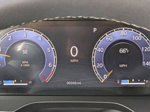 Used 2023 Jeep Grand Cherokee Limited w/ Black Appearance Package image 10