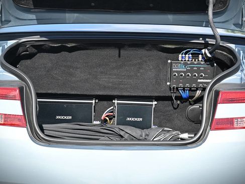 Used 2005 Aston Martin DB9 Volante image 28