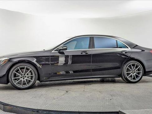 Used 2019 Mercedes-Benz S 450 Sedan image 3