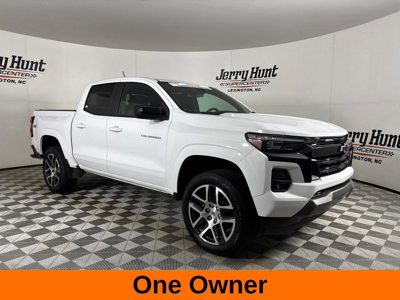 Used 2023 Chevrolet Colorado Z71 AWD/4WD image 4
