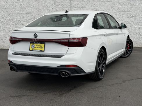New 2026 Volkswagen Jetta GLI Autobahn FWD image 7