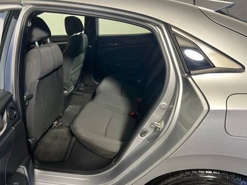 Used 2018 Honda Civic EX image 27