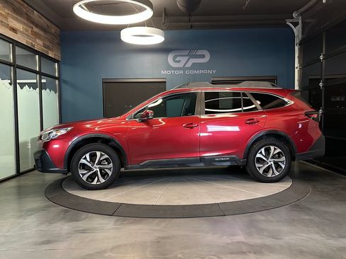 Used 2022 Subaru Outback Limited AWD/4WD image 6