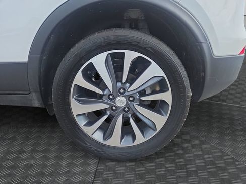 Used 2021 Buick Encore Preferred FWD image 33