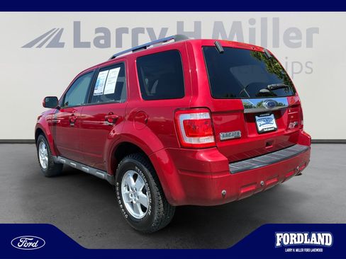 Used 2011 Ford Escape Limited w/ 302A Rapid Spec Order Code AWD/4WD image 3