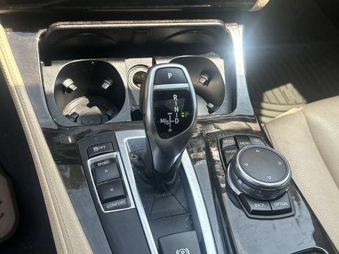 Used 2016 BMW 528i Sedan RWD image 30