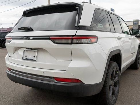 New 2026 Jeep Grand Cherokee Limited w/ Limited Altitude Package image 5