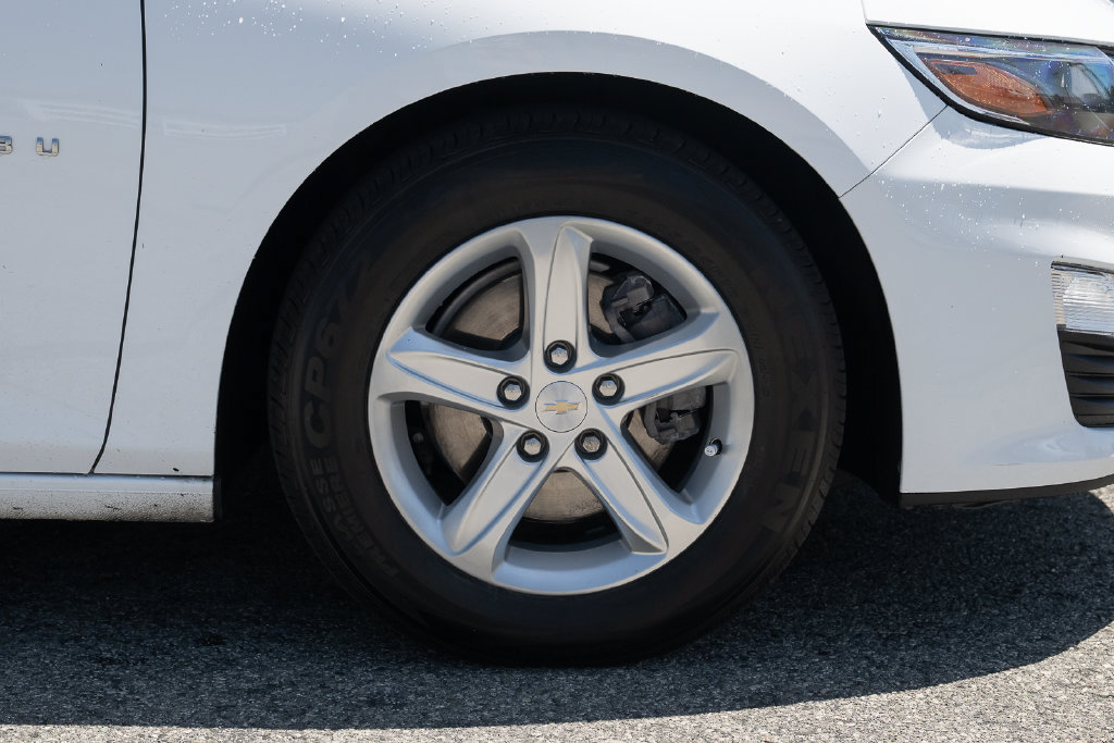 Used 2023 Chevrolet Malibu LT FWD image 12