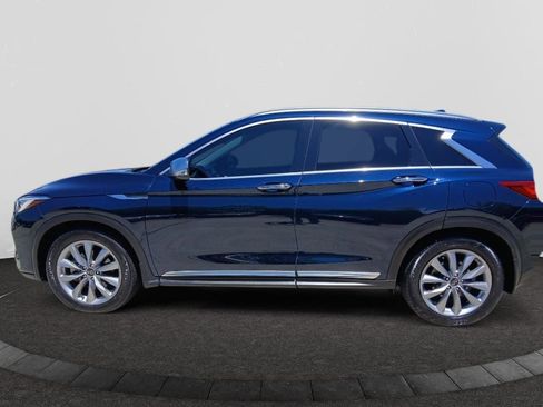 Used 2021 INFINITI QX50 Luxe w/ Accent Package FWD image 2