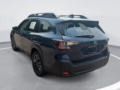 Used 2023 Subaru Outback Onyx Edition AWD/4WD image 7