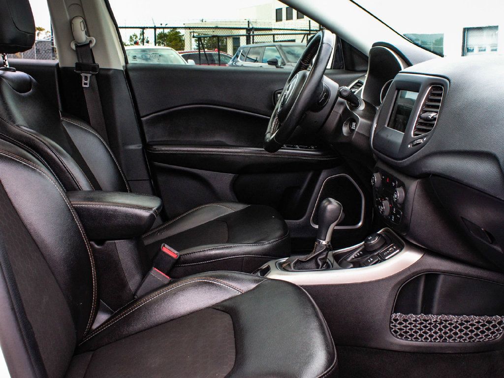 Used 2020 Jeep Compass Latitude w/ Popular Equipment Group AWD/4WD image 41