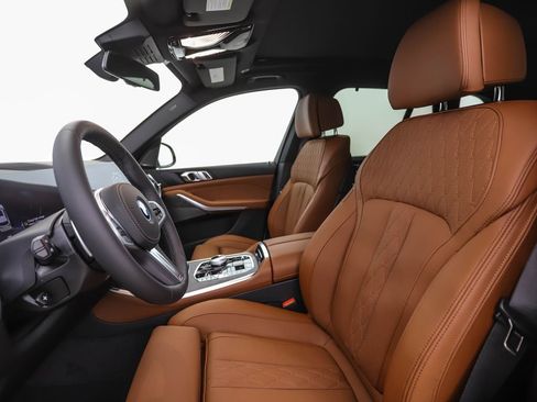 New 2026 BMW X5 xDrive50e w/ Executive Package AWD/4WD image 11