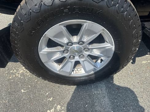Used 2019 Chevrolet Silverado 1500 LT w/ All-Star Edition AWD/4WD image 16